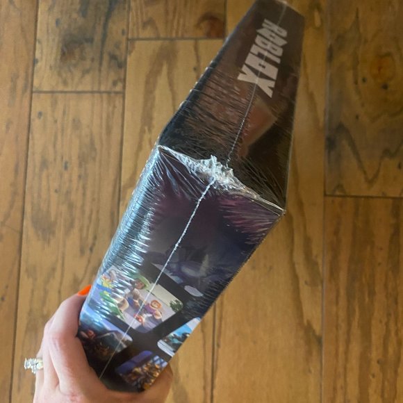 NWT Roblox Advent Calendar with Virtual Codes Roblox Christmas Calendar 24 Surpr - Picture 3 of 3